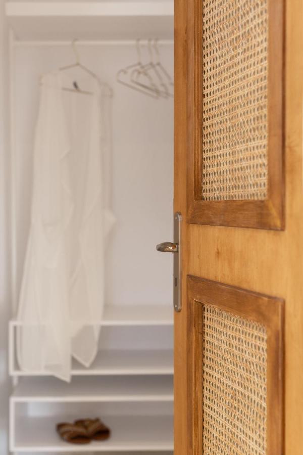Faos Exclusive Suites Ornos  Bagian luar foto