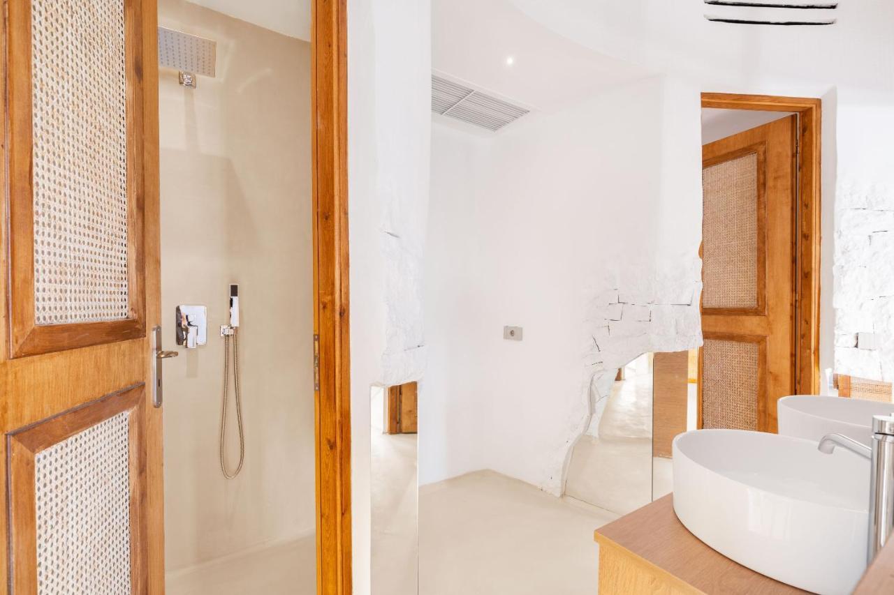 Faos Exclusive Suites Ornos  Bagian luar foto