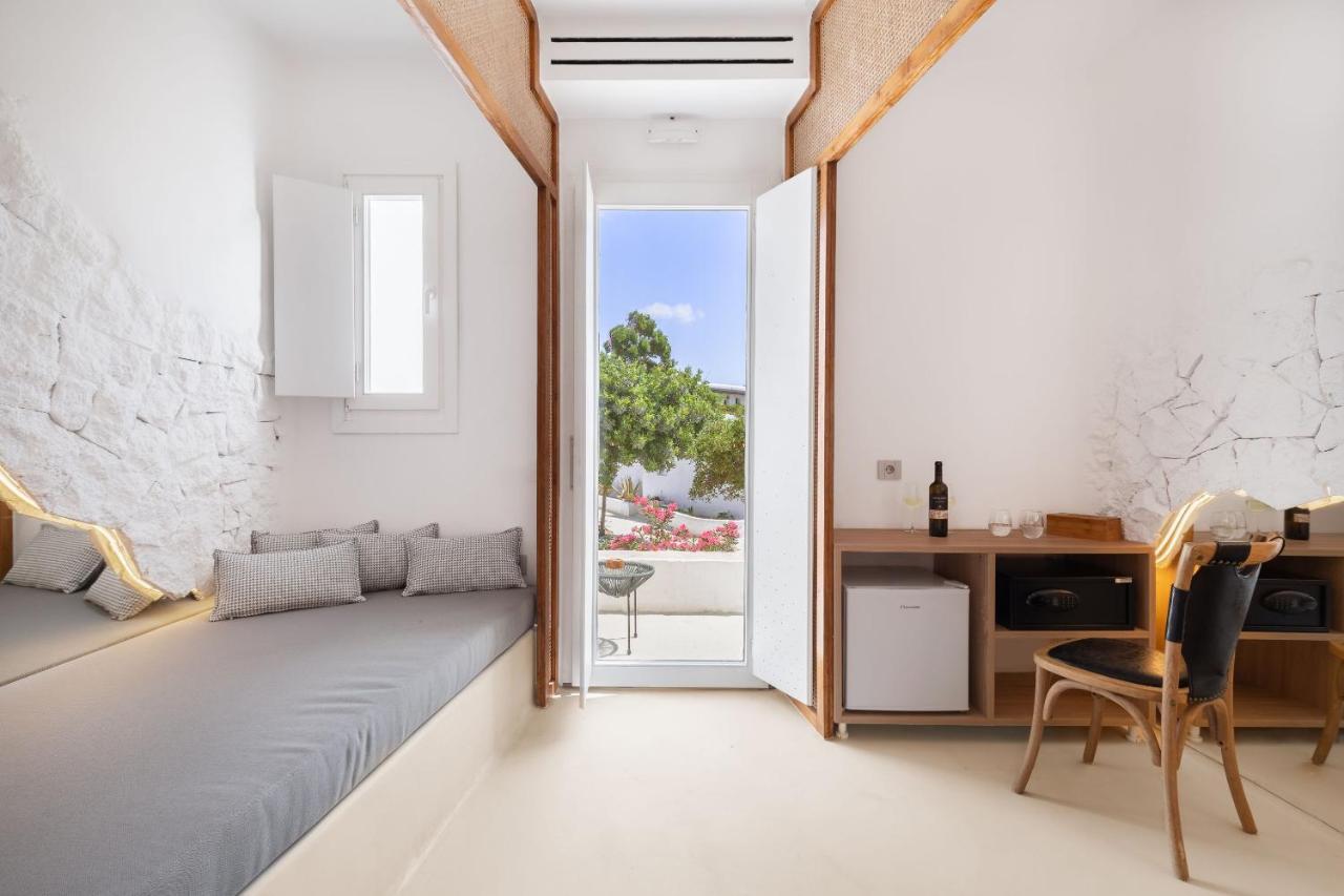 Faos Exclusive Suites Ornos  Bagian luar foto