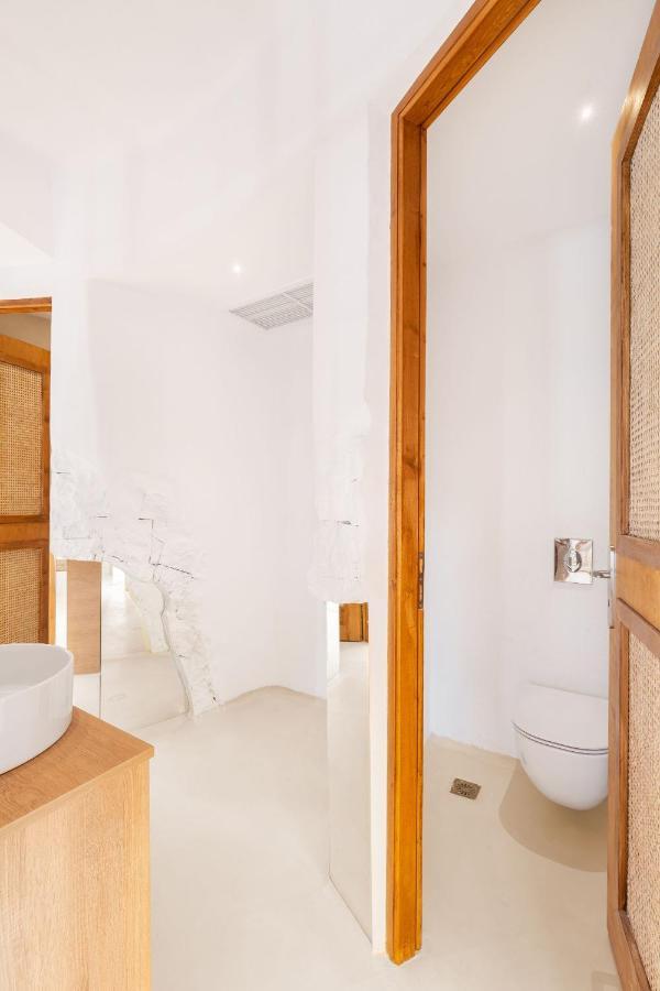Faos Exclusive Suites Ornos  Bagian luar foto