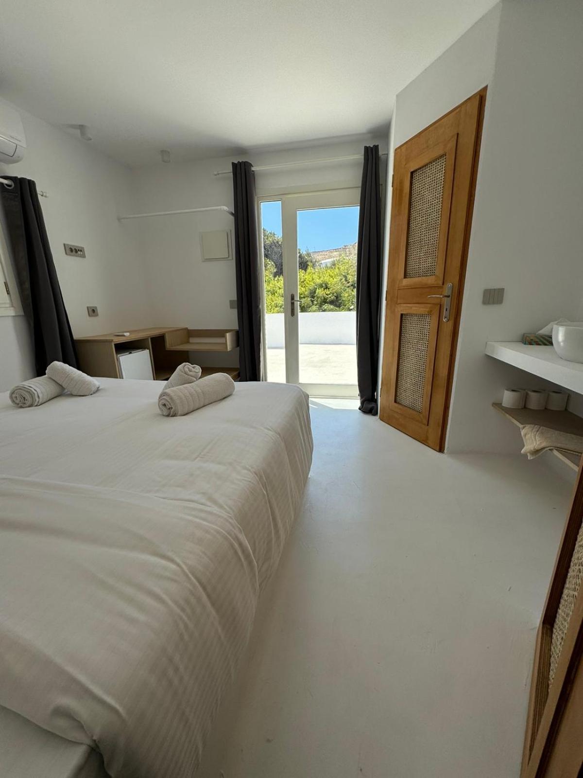 Faos Exclusive Suites Ornos  Bagian luar foto