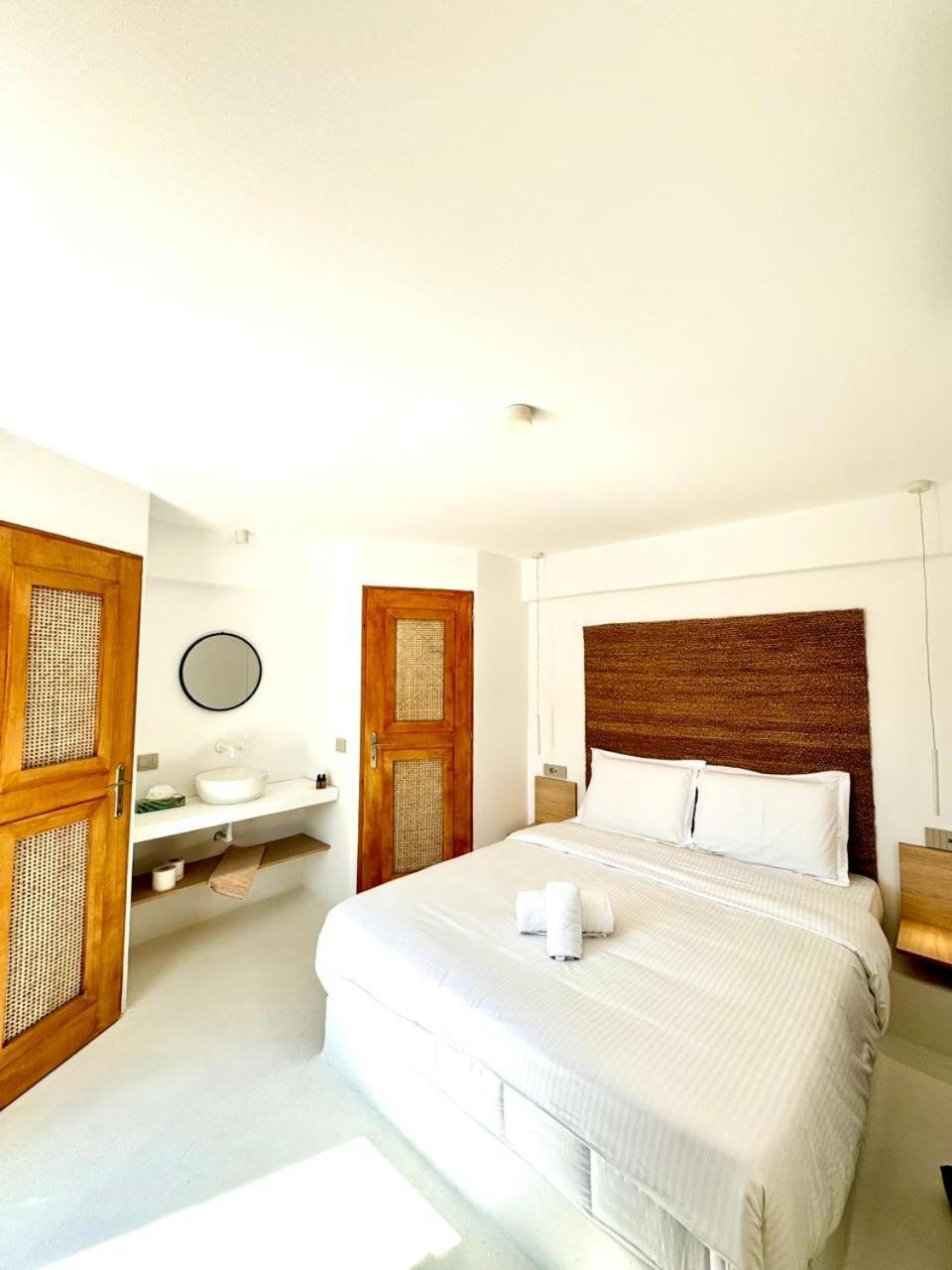 Faos Exclusive Suites Ornos  Bagian luar foto